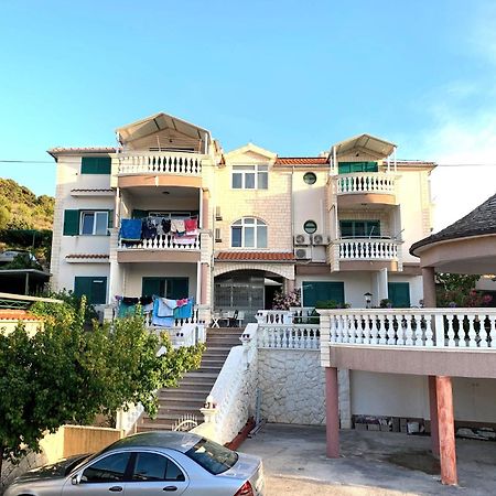 Apartments Bilo - Jela & Ivan Dolac Zewnętrze zdjęcie